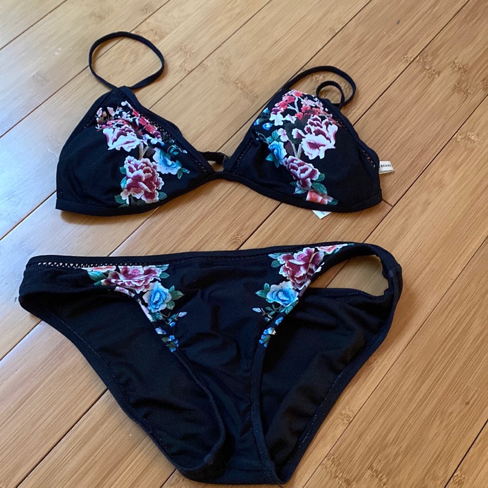 Lucky Brand floral print bikini top